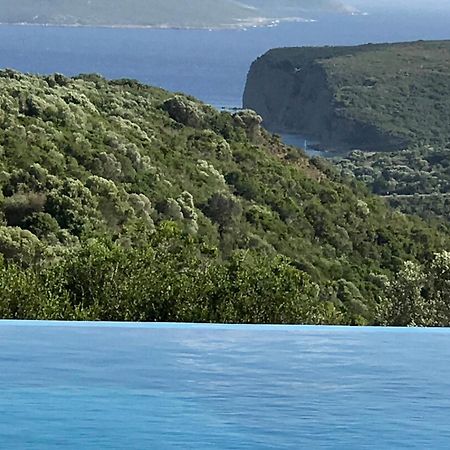 Luxurious Villa In Peloponnese With Swimming Pool Kamária Eksteriør bilde
