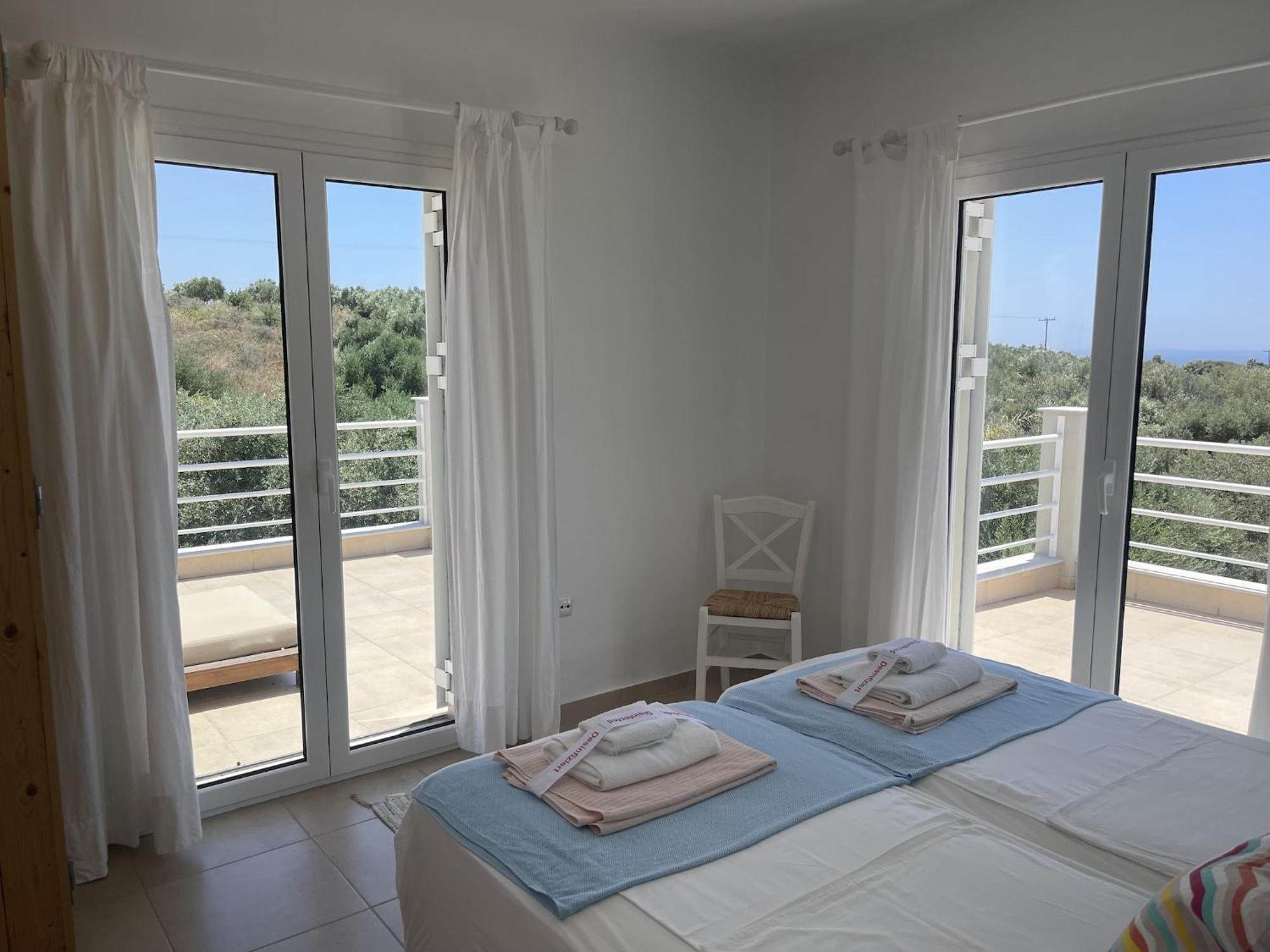 Luxurious Villa In Peloponnese With Swimming Pool Kamária Eksteriør bilde