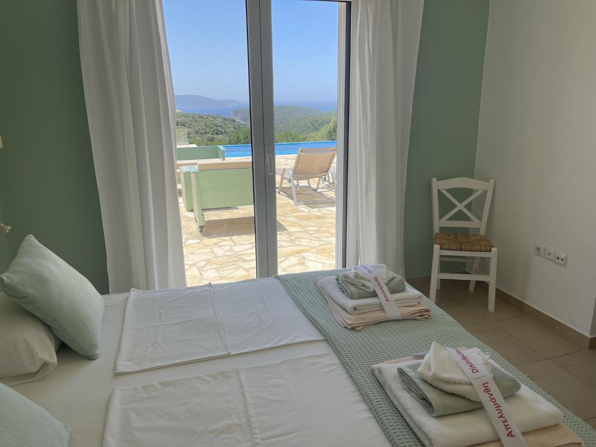 Luxurious Villa In Peloponnese With Swimming Pool Kamária Eksteriør bilde