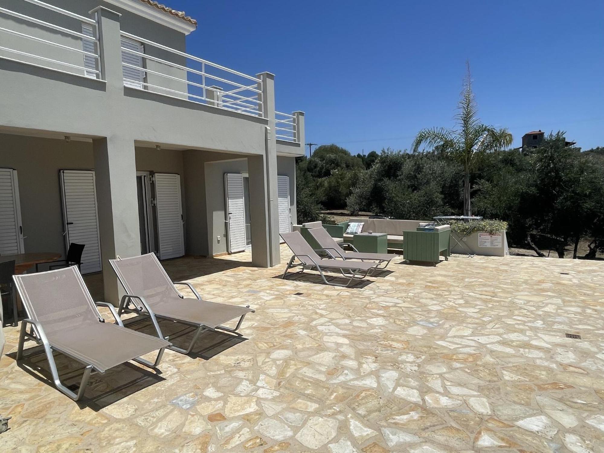Luxurious Villa In Peloponnese With Swimming Pool Kamária Eksteriør bilde